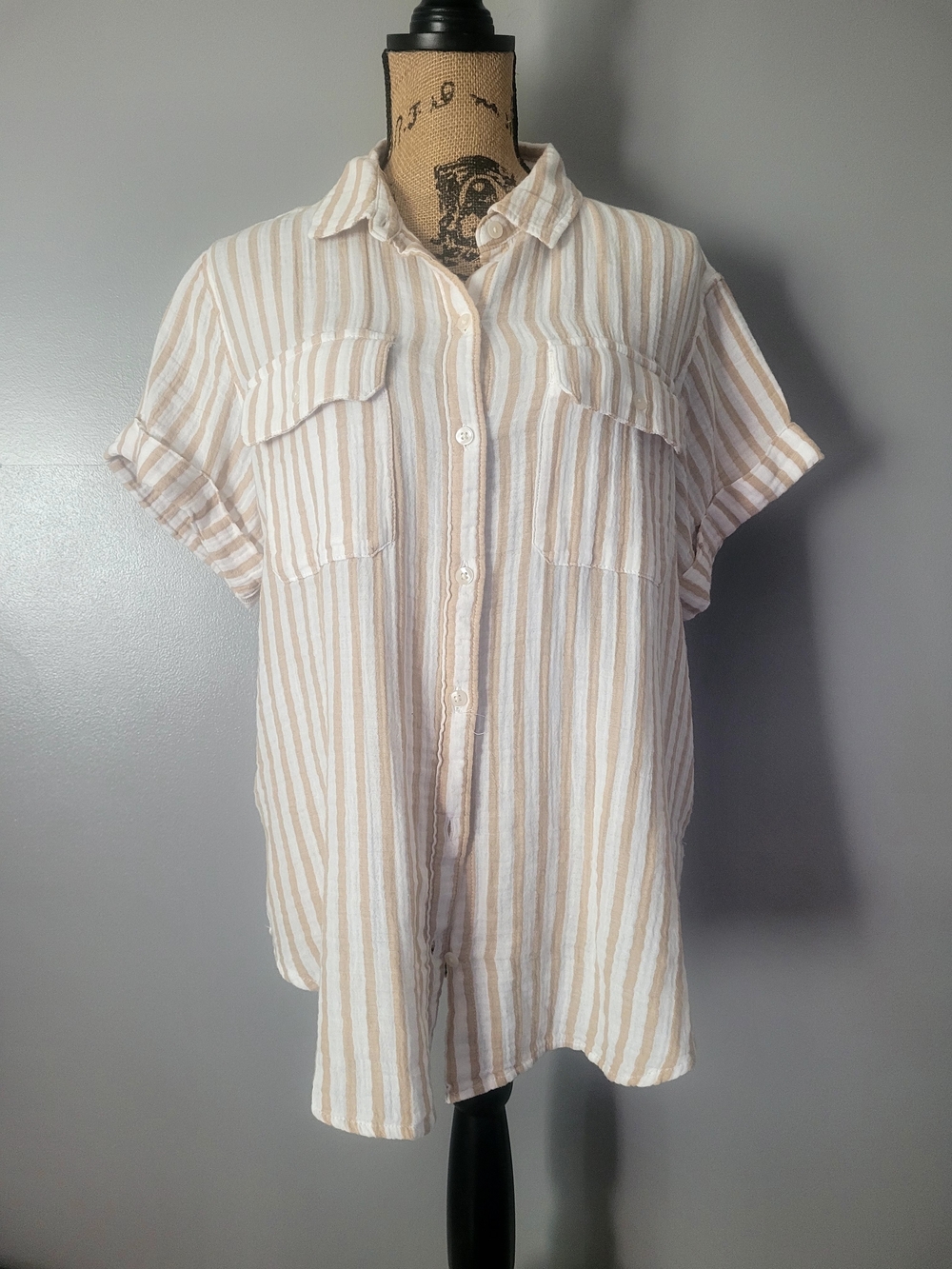 🤎 a.n.a  Button-Up Shirt